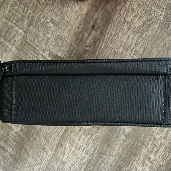 Nike Hard Shell Lunchbox - Picture 6 of 8